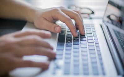 Power Hour Editing Helps Students Find & Amplify Their Voice in College Essays